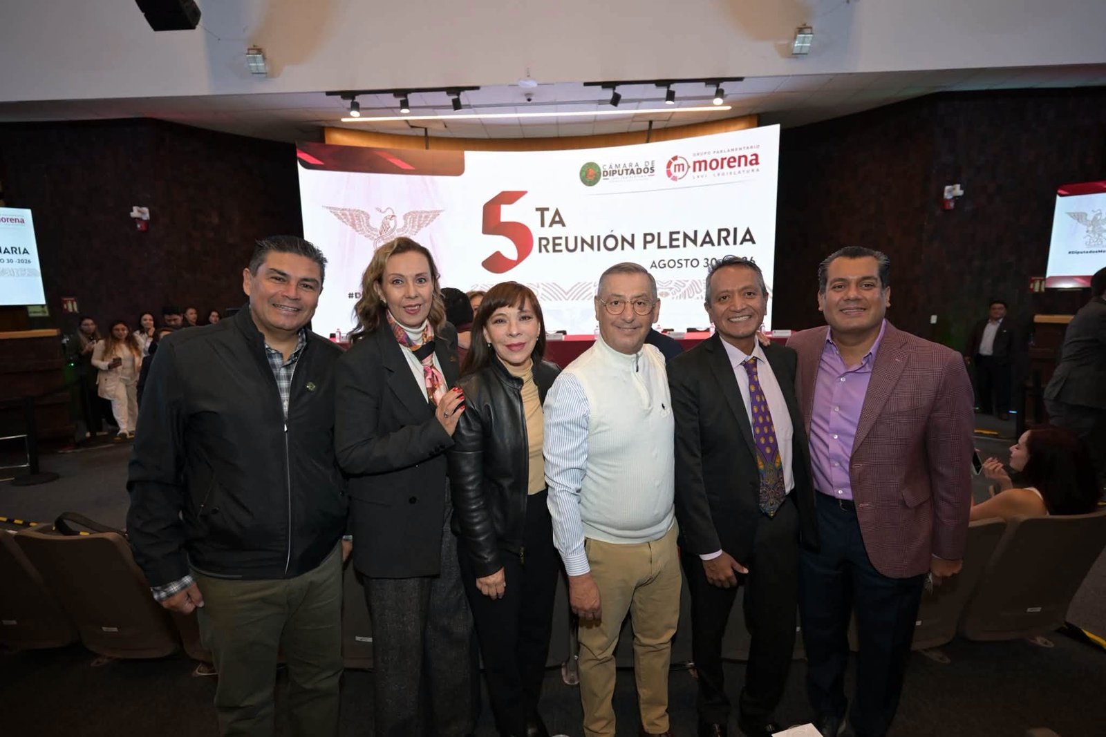 Trabajo legislativo y reuniones públicas